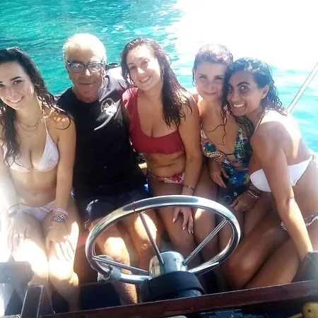 Botel Dolphins Tour Trinacria Escursioni Giardini Naxos